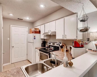 5313 Indio Dr - Photo Thumbnail 14