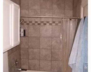 2901 San Jacinto Blvd - Photo Thumbnail 5
