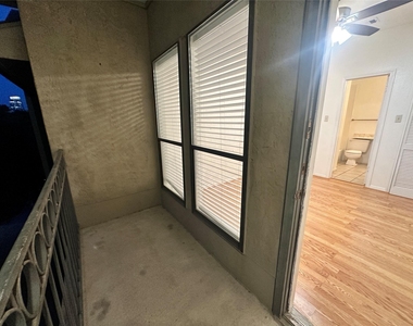 1906 Robbins Pl - Photo Thumbnail 16