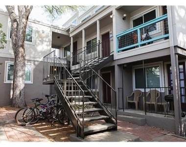 1106 W 22nd St - Photo Thumbnail 1