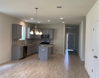 1229 Cliffbrake Way - Photo Thumbnail 7