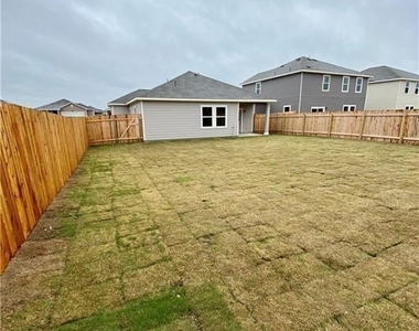 850 Bunton Reserve Blvd - Photo Thumbnail 10