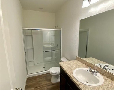 850 Bunton Reserve Blvd - Photo Thumbnail 8