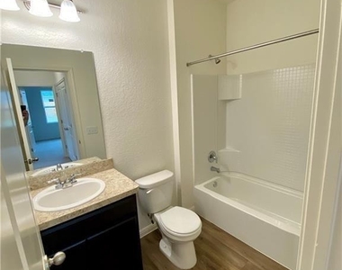 850 Bunton Reserve Blvd - Photo Thumbnail 6