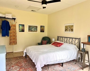 4615 Ribbecke Ave - Photo Thumbnail 9