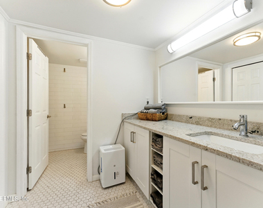 658 Summer Place - Photo Thumbnail 12