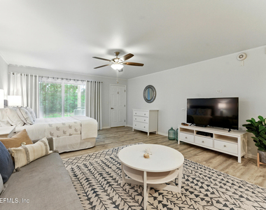 658 Summer Place - Photo Thumbnail 9