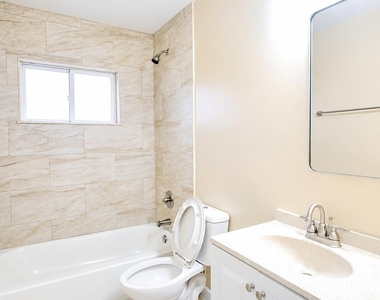 4727 Southern Pacific Drive - Photo Thumbnail 14