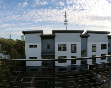 5001 Prospect Street - Photo Thumbnail 6