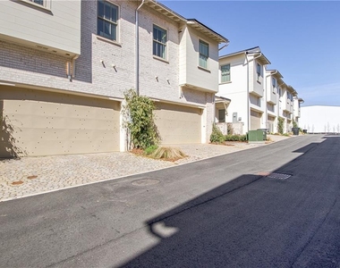 580 Heatherden Avenue - Photo Thumbnail 35