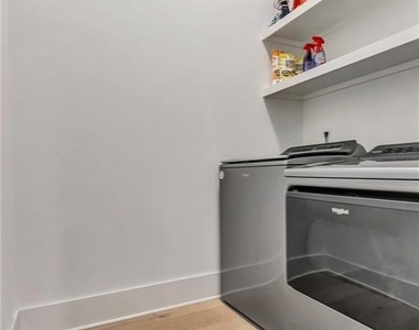 580 Heatherden Avenue - Photo Thumbnail 24