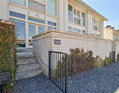 580 Heatherden Avenue - Photo Thumbnail 39