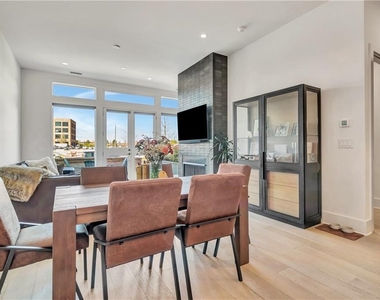 580 Heatherden Avenue - Photo Thumbnail 10