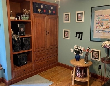3666 Lakewood Court - Photo Thumbnail 2