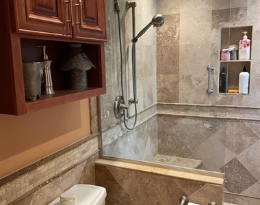 3666 Lakewood Court - Photo Thumbnail 6
