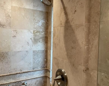 3666 Lakewood Court - Photo Thumbnail 8