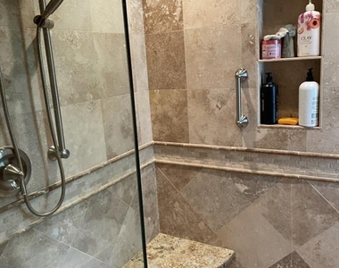 3666 Lakewood Court - Photo Thumbnail 7