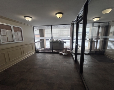 7300 W North Avenue - Photo Thumbnail 5