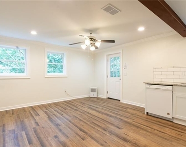 4932 Rock Haven Drive Sw - Photo Thumbnail 2