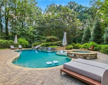 5265 Peachtree Dunwoody Road - Photo Thumbnail 27