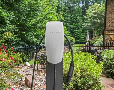 5265 Peachtree Dunwoody Road - Photo Thumbnail 72