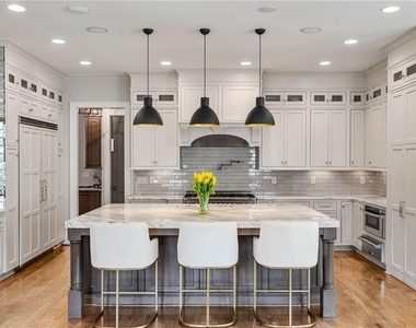 5265 Peachtree Dunwoody Road - Photo Thumbnail 8
