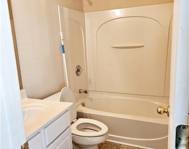 3459 Latitude Cove - Photo Thumbnail 11