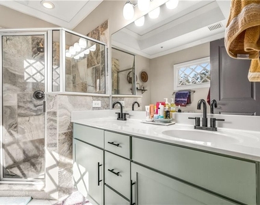 1628 Briarcliff Road Ne - Photo Thumbnail 12