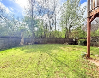 893 Hawthorn Lane - Photo Thumbnail 1