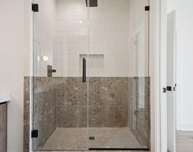 1570 Flat Shoals Rd Se - Photo Thumbnail 17