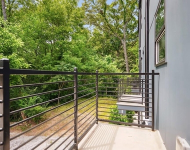 1570 Flat Shoals Rd Se - Photo Thumbnail 9