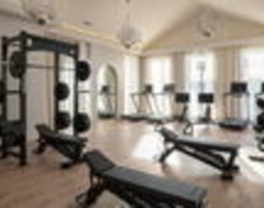 8037 W Belmont Avenue - Photo Thumbnail 17