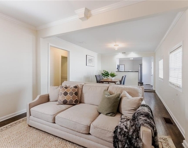 1411 Mercer Avenue - Photo Thumbnail 17