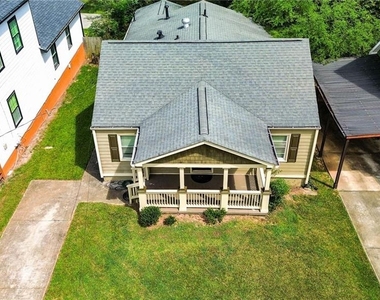 1411 Mercer Avenue - Photo Thumbnail 1
