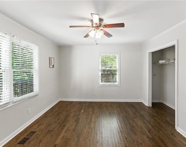 1411 Mercer Avenue - Photo Thumbnail 15