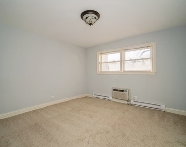 1337 1st Street - Photo Thumbnail 5
