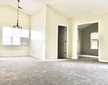 2903 Bartlett Court - Photo Thumbnail 3