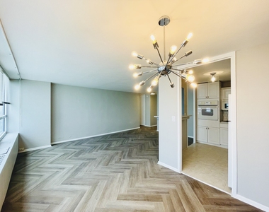 4800 S Chicago Beach Drive - Photo Thumbnail 4