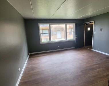 14521 S Richmond Avenue - Photo Thumbnail 1