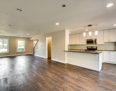 3119 Lake Avenue - Photo Thumbnail 1