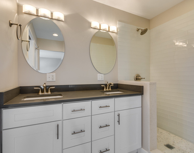 3119 Lake Avenue - Photo Thumbnail 11