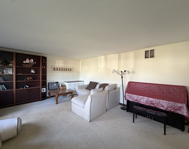 0n469 Purnell Street - Photo Thumbnail 6