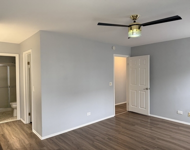 1312 Coventry Circle - Photo Thumbnail 17