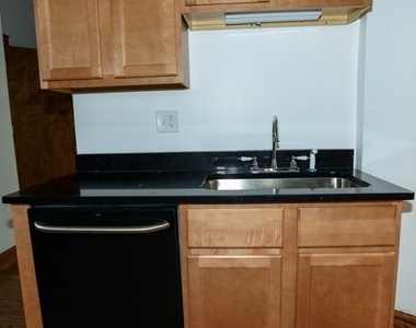 2318 S Marshall Boulevard - Photo Thumbnail 1