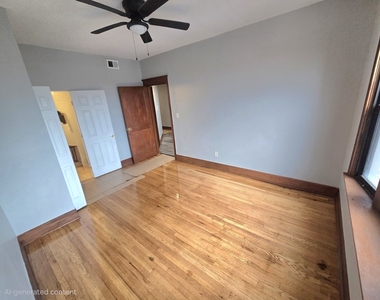 4939 S Vincennes Avenue - Photo Thumbnail 5