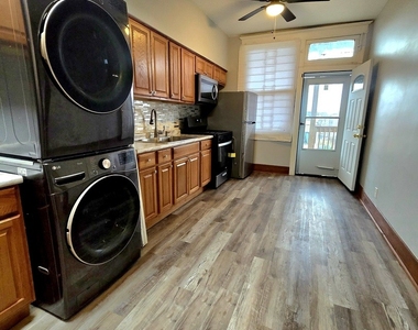 4939 S Vincennes Avenue - Photo Thumbnail 6