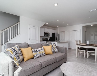 14267 Oviedo Place - Photo Thumbnail 9