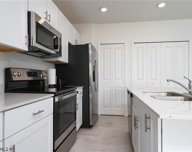 14267 Oviedo Place - Photo Thumbnail 4