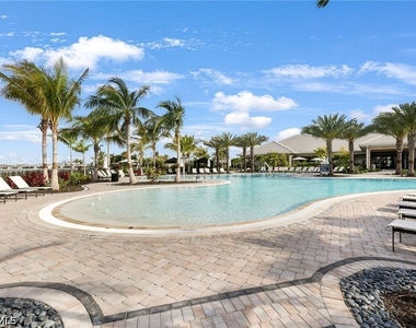 12361 Canal Grande Drive - Photo Thumbnail 38