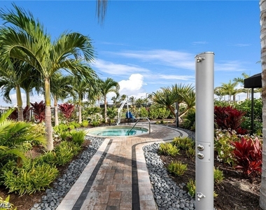 12361 Canal Grande Drive - Photo Thumbnail 41